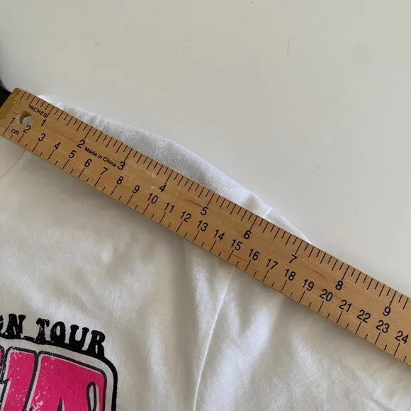 NWT Pink Floyd The Dark Size Of The Moon Tour Band Shirt Size Medium PKF6920XX - Picture 9 of 10